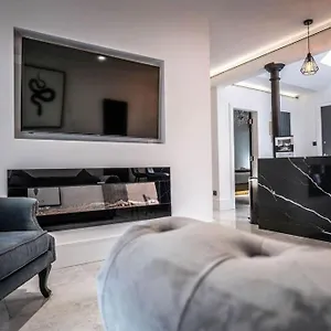  Apartment Luxury Royal Mile Boutique 2bedroom