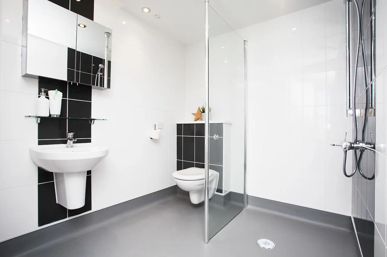 Unite Students - Salisbury Court Apartment Edinburgh